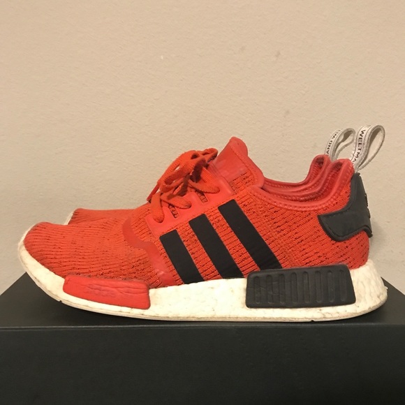 Size 9 - adidas NMD R1 Core Red 2017 - Picture 3 of 4